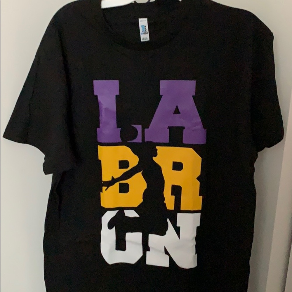 Y-shirt